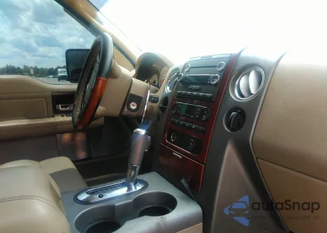 2005 Ford F-150 Lariat/Xlt из США, поврежденный, VIN 1FTPW12565FB29683